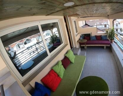 Διαμέρισμα για 4/5 άτομα, ενοικιαζόμενα δωμάτια στο μέρος Budva, Montenegro - image1